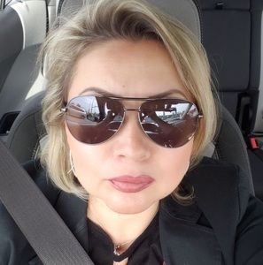 Meet your Posher, Irina